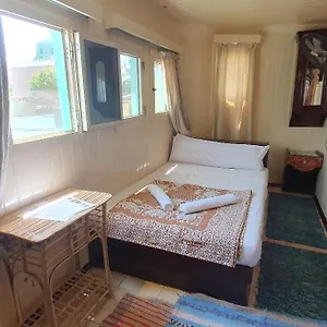Moon Boat , Louxor Égypte